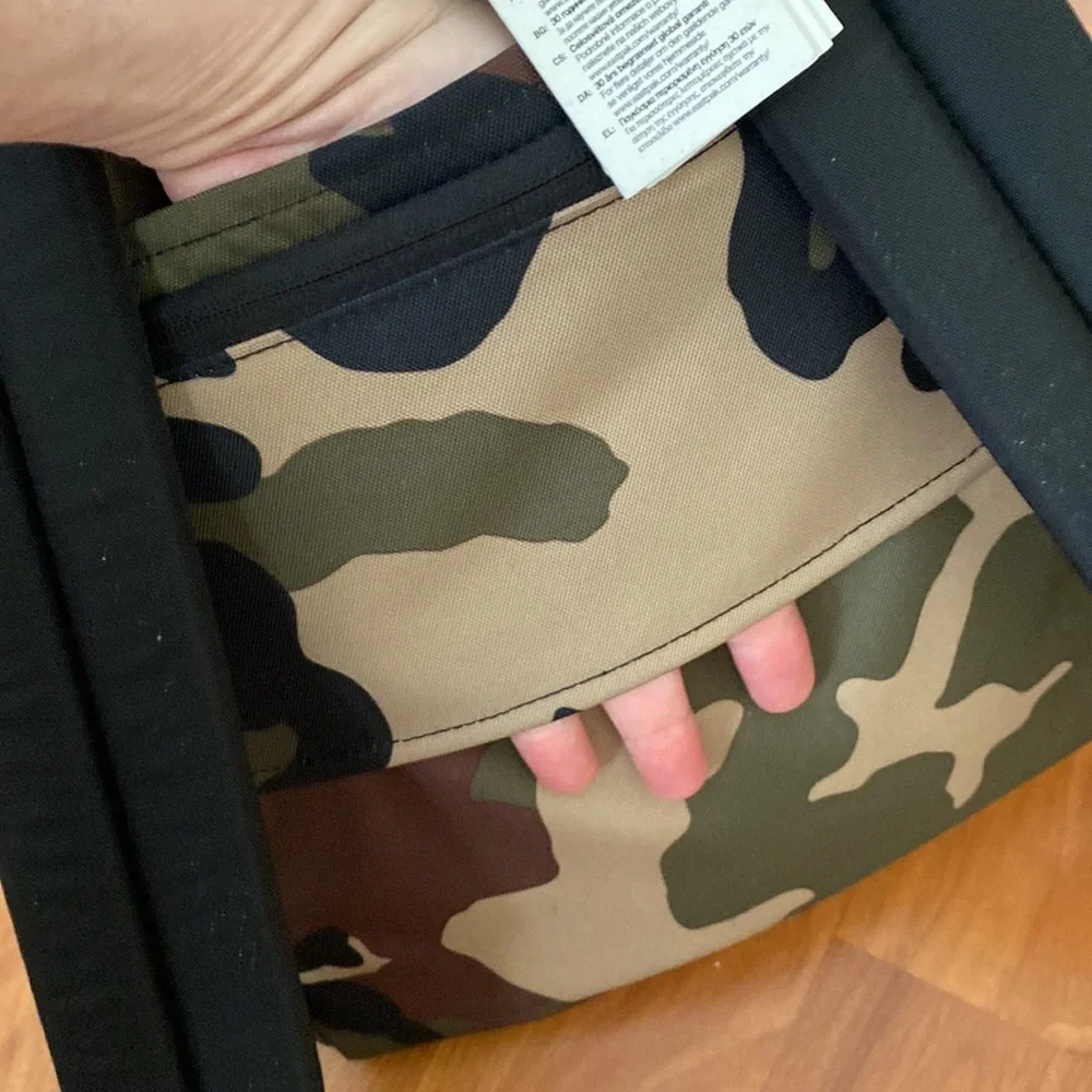Eastpak Camo Padded Travell’r Backpack - Picture 8 of 11